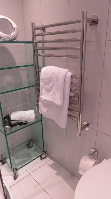 Kasa Nama Hotel Edgemead Cameră foto