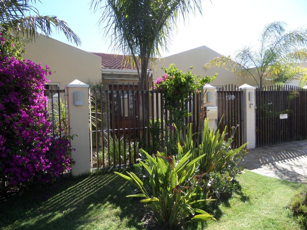 Kasa Nama Hotel Edgemead Exterior foto